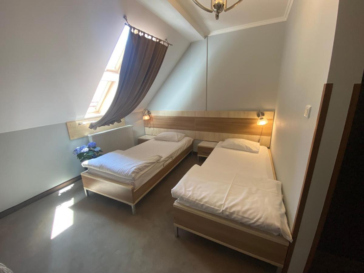 Pokoje Goscinne Teczowa Luban Extérieur photo