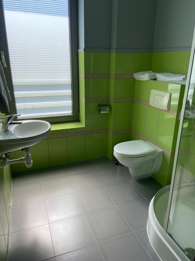 Pokoje Goscinne Teczowa Luban Extérieur photo