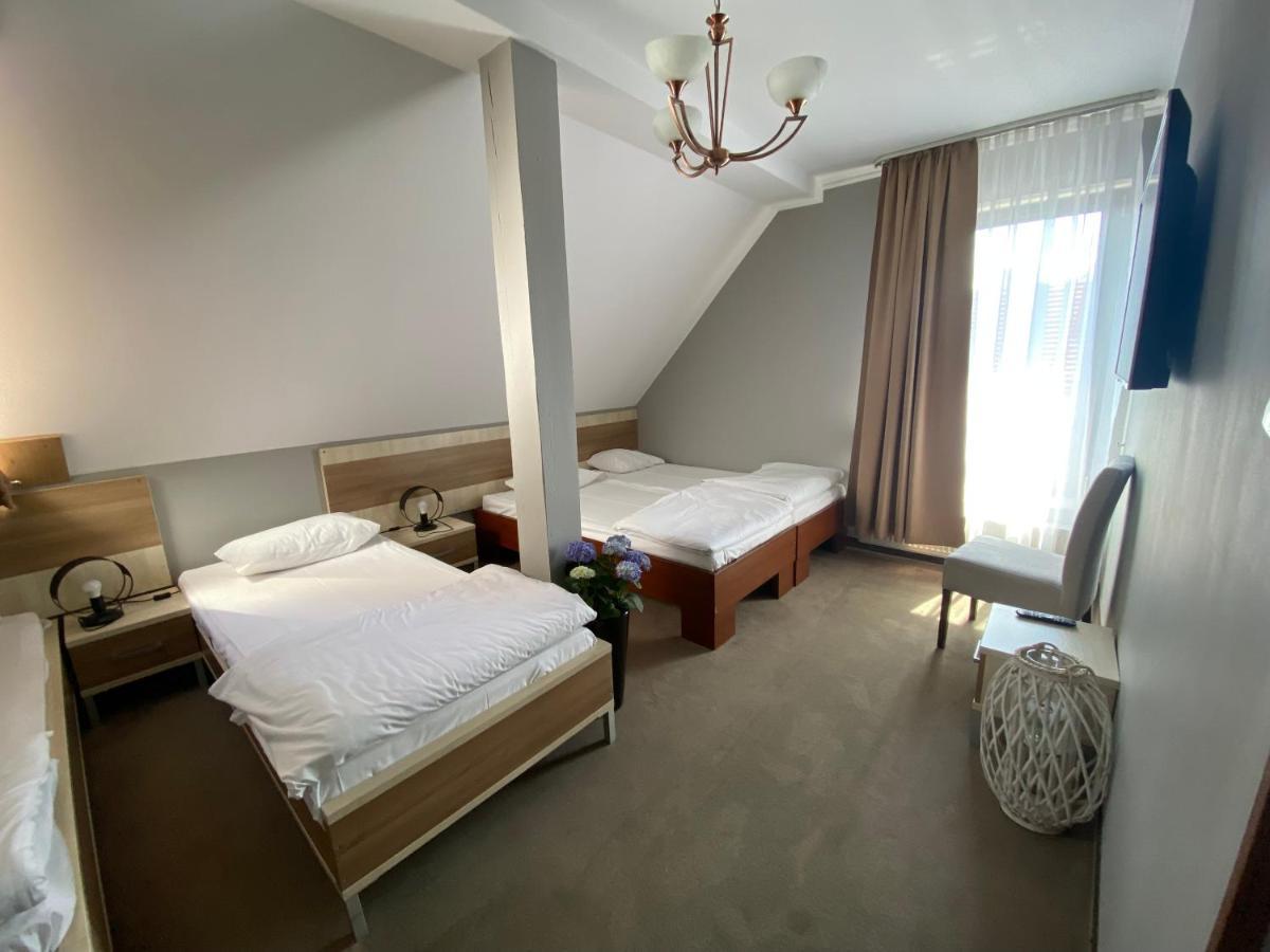 Pokoje Goscinne Teczowa Luban Extérieur photo