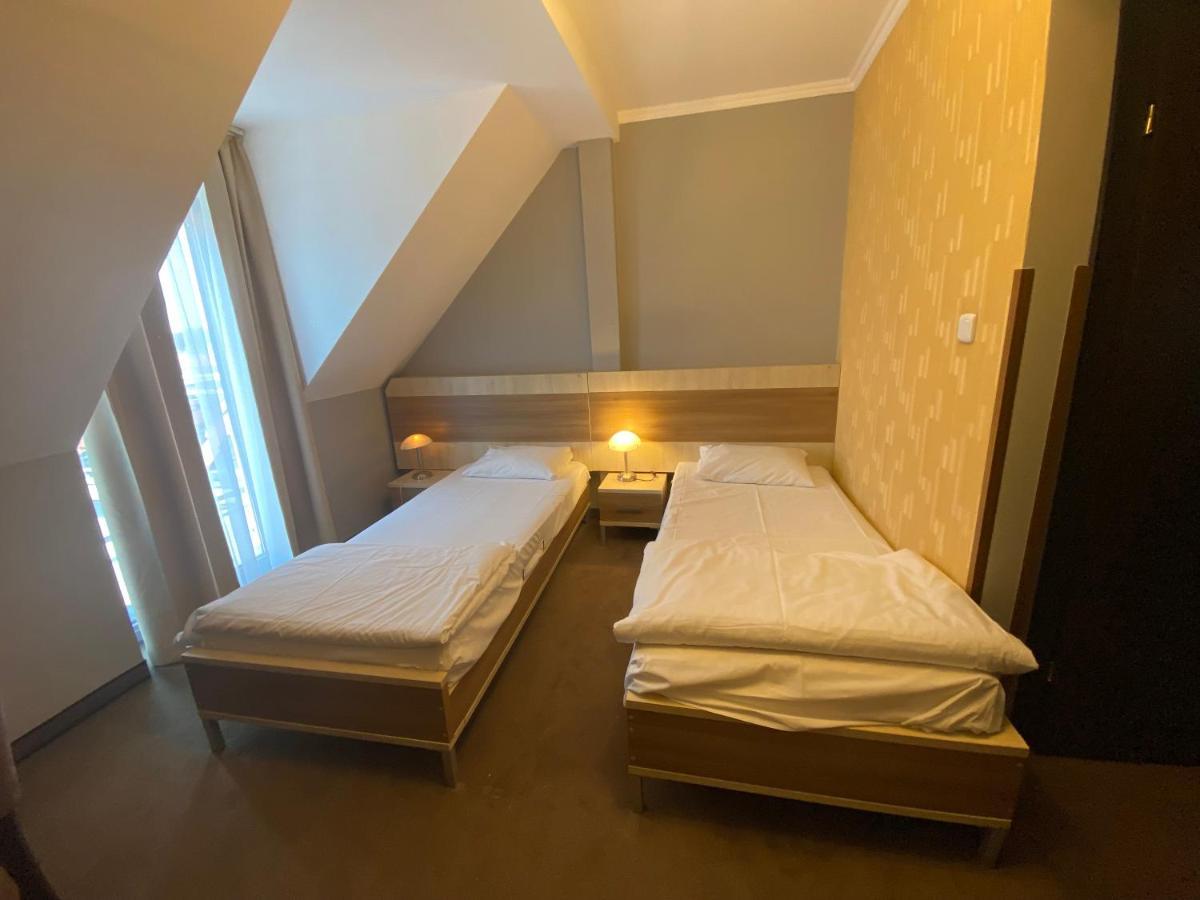 Pokoje Goscinne Teczowa Luban Extérieur photo