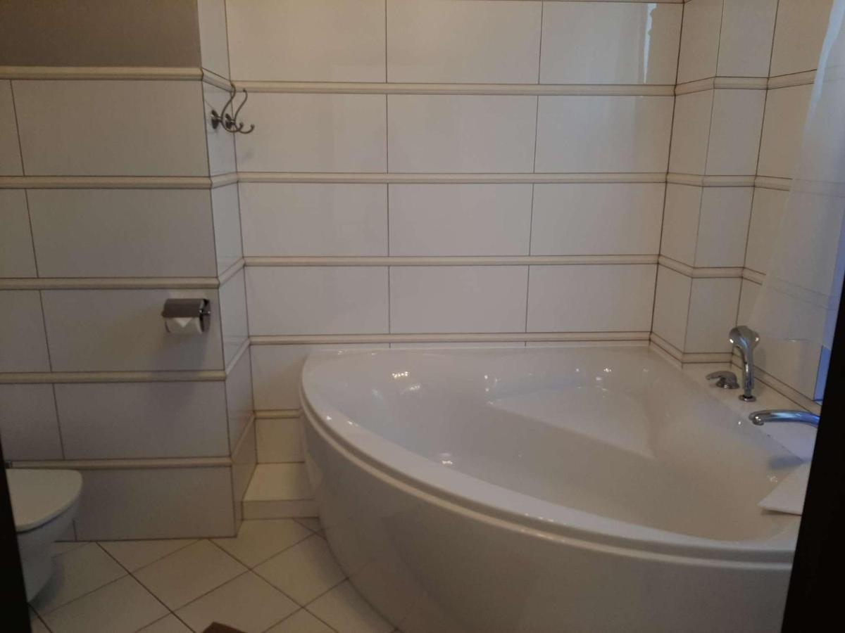 Pokoje Goscinne Teczowa Luban Extérieur photo